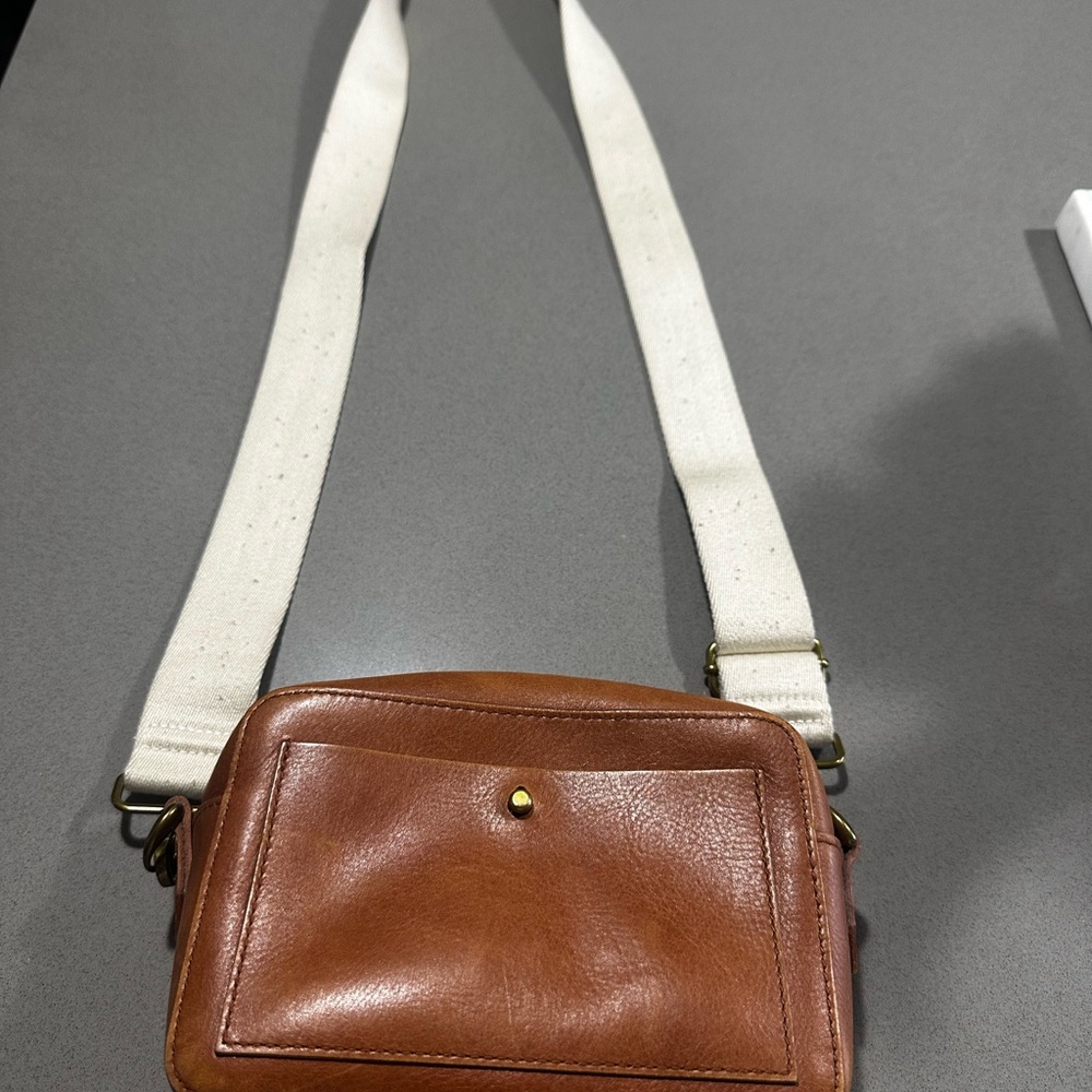 Madewell camera crossbody